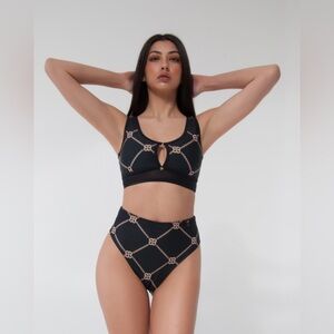 Pole Addict Black Land Gold Chain Bona Pole Top and Mona Bottoms Polewear S